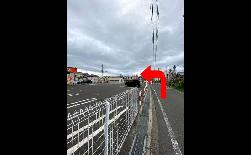 【尾崎駅3分?】LEDライト完備?30㎡?4人並びで広々?完全個室！ダンスの自主練習に最適 大型鏡4枚のアクセス6