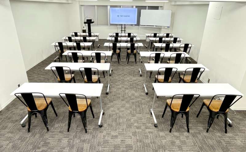 【茅場町駅0分】マイク付き司会台など備品全て無料・男女別トイレの使いやすい会議室 TS茅場町 岡本ビル
