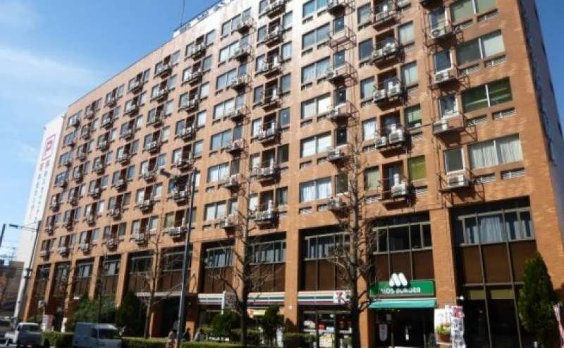 横浜 レンタルスペース【テラス】定員8～12名 東口すぐのおしゃれな貸し会議室のアクセス3