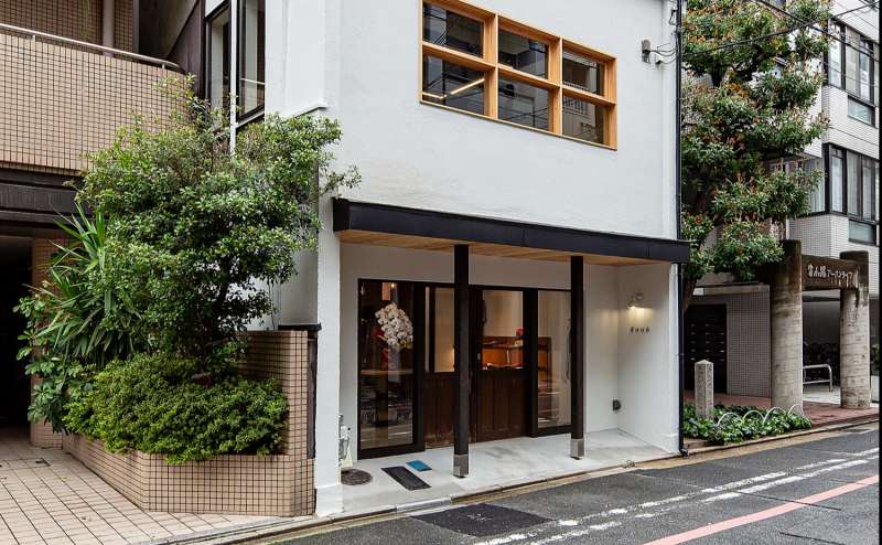 秘密基地のようなコワーキング空間のアクセス1