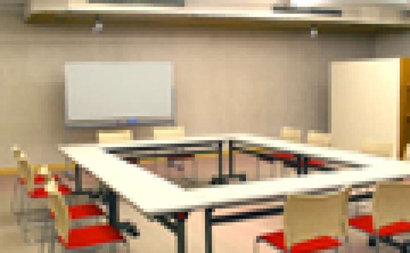 三鼓ビル 多目的スペース