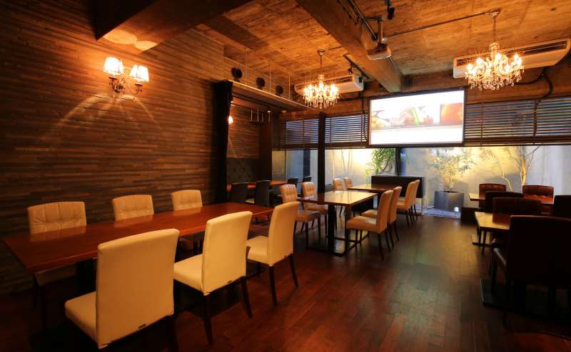Bar e Trattoria QUATTRO(本町クアトロ)