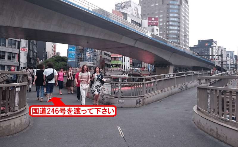 渋谷 レンタルスペース【マリブ】定員8～12名ブルーと白が美しい貸し会議室のアクセス2